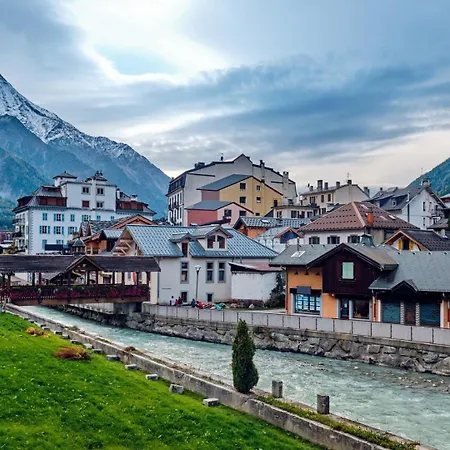 Mazot Loppe - A Cosy Central Chamonix Hideaway Apartment Chamonix