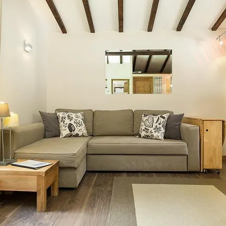 Mazot Loppe - A Cosy Central Chamonix Hideaway Chamonix